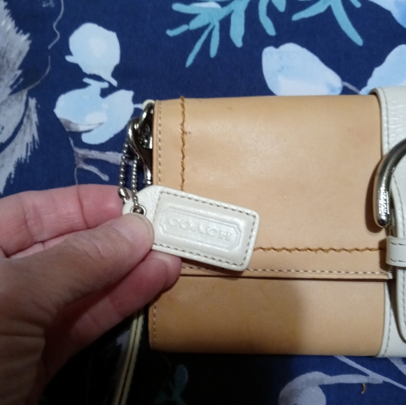 Wallet - Picture 2 of 3